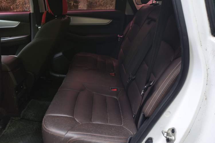 Used FORTHING Joyear X5 2017 Jingxiang Series 1.5T CVT Luxury Model Left Rear Seat