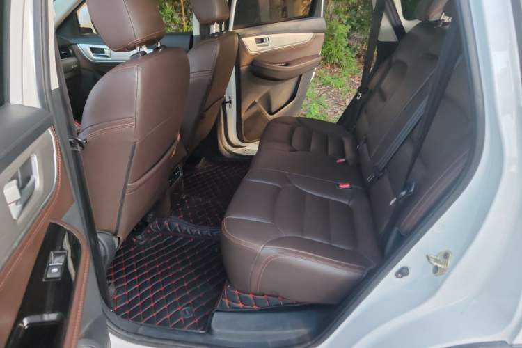 Used FORTHING Joyear X5 2017 Jingxiang Series 1.5T CVT Luxury Model Left Rear Seat