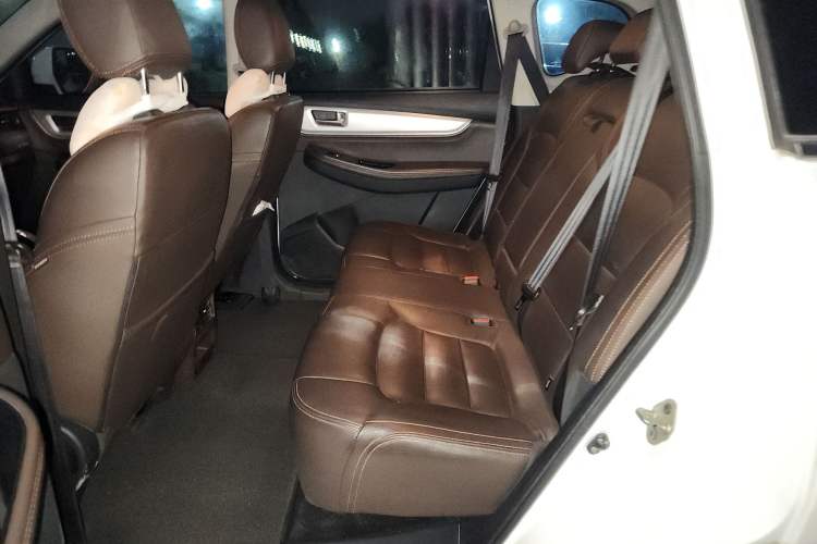 Used FORTHING Joyear X5 2017 Jingxiang Series 1.5T Manual Luxury Model Left Rear Seat