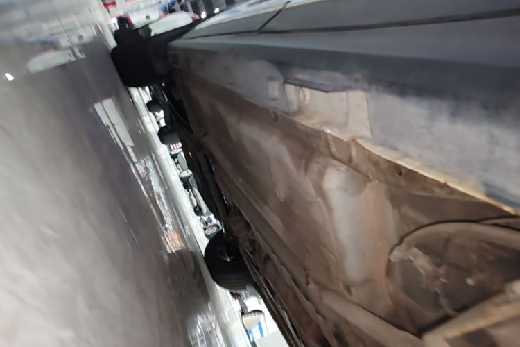 Used FORTHING Joyear X5 2017 1.6L CVT Luxury Model Left Side Sill