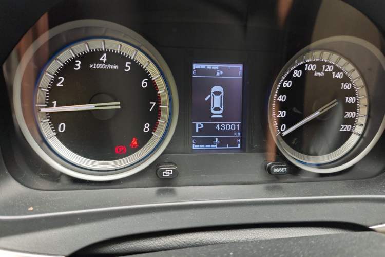Used FORTHING Joyear X5 2017 1.6L CVT Luxury Model Odometer Close Up
