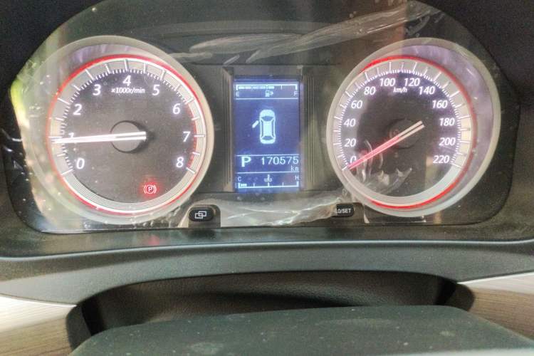 Used FORTHING Joyear X5 2017 Jingxiang Series 1.5T CVT Luxury Model Odometer Close Up