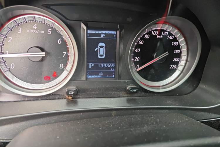 Used FORTHING Joyear X5 2017 Enjoy Series 1.6L CVT Luxury Model Odometer Close Up