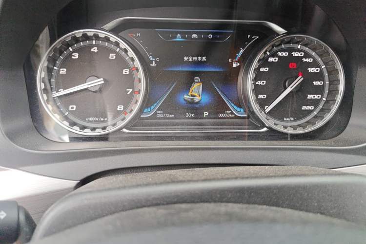 Used FORTHING Joyear X5 2017 Jingxiang Series 1.5T CVT Luxury Model Odometer Close Up