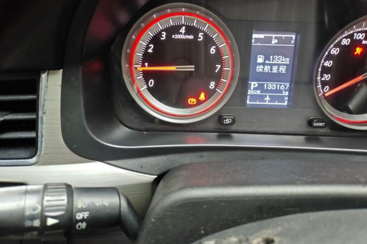 Used FORTHING Joyear X5 2017 1.6L CVT Luxury Model Odometer Close Up