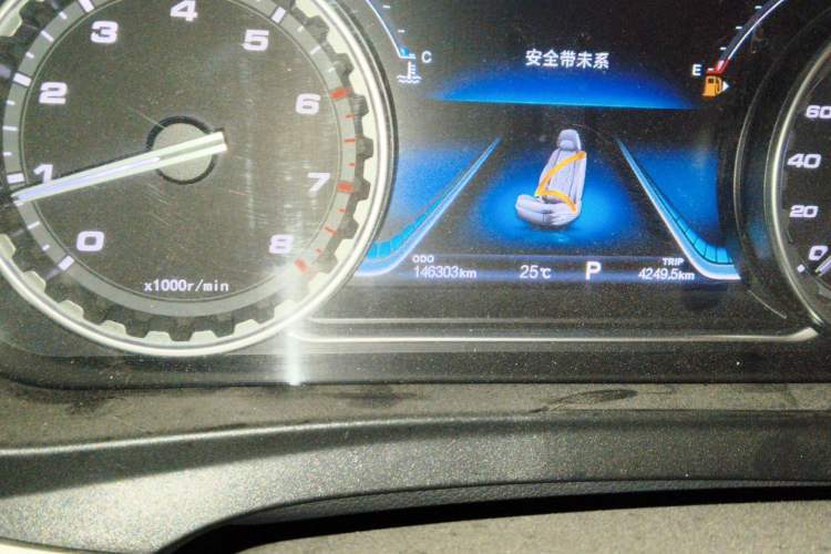 Used FORTHING Joyear X5 2017 Jingxiang Series 1.5T CVT Luxury Model Odometer Close Up