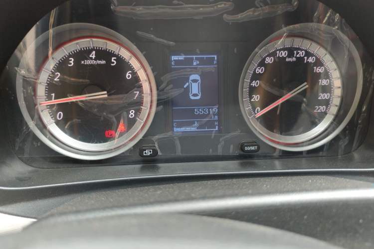 Used FORTHING Joyear X5 2017 1.6L Manual Luxury Model Odometer Close Up