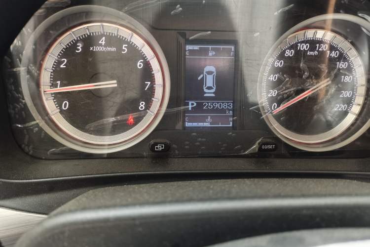 Used FORTHING Joyear X5 2017 Jingxiang Series 1.5T CVT Luxury Model Odometer Close Up