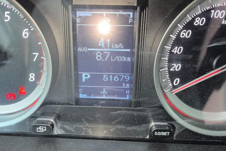 Used FORTHING Joyear X5 2017 Jingxiang Series 1.5T CVT Luxury Model Odometer Close Up