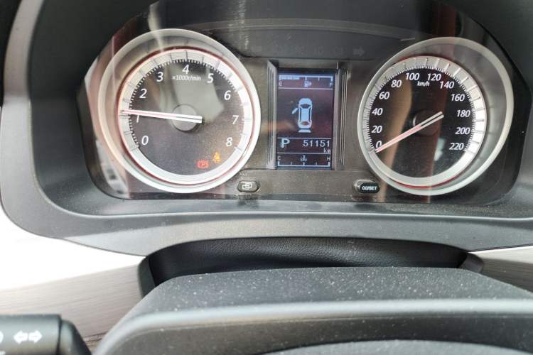 Used FORTHING Joyear X5 2017 1.6L CVT Luxury Model Odometer Close Up
