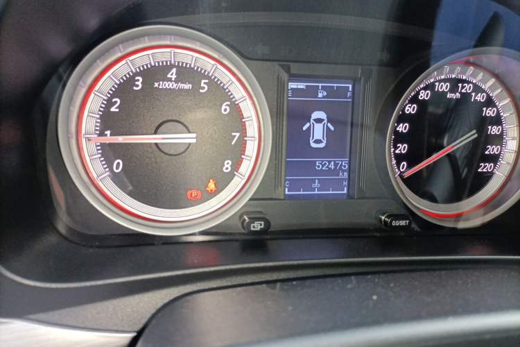 Used FORTHING Joyear X5 2017 Jingxiang Series 1.5T Manual Luxury Model Odometer Close Up