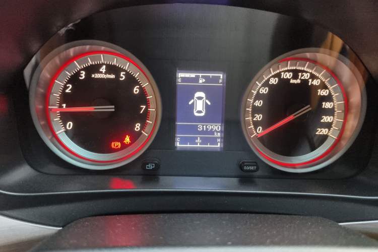 Used FORTHING Joyear X5 2017 1.6L Manual Luxury Model Odometer Close Up