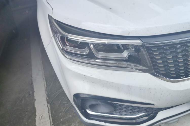 Used FORTHING Joyear X5 2017 1.6L CVT Luxury Model Right Front Headlight