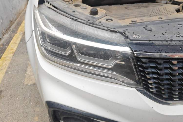 Used FORTHING Joyear X5 2017 1.6L Manual Luxury Model Right Front Headlight