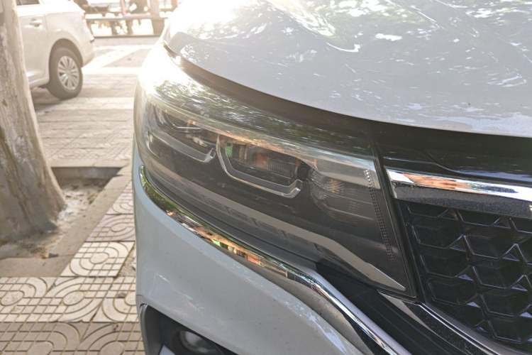 Used FORTHING Joyear X5  Right Front Headlight