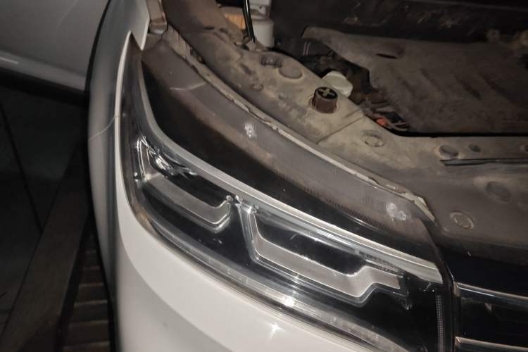 Used FORTHING Joyear X5 2017 2.0L Manual Luxury Version Right Front Headlight