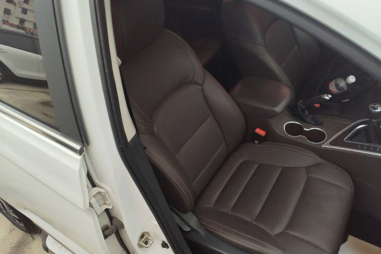 Used FORTHING Joyear X5 2017 Jingxiang Series 1.5T Manual Luxury Model Right Front Seat