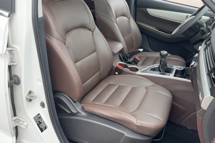 Used FORTHING Joyear X5 2017 Jingxiang Series 1.5T Manual Luxury Model Right Front Seat