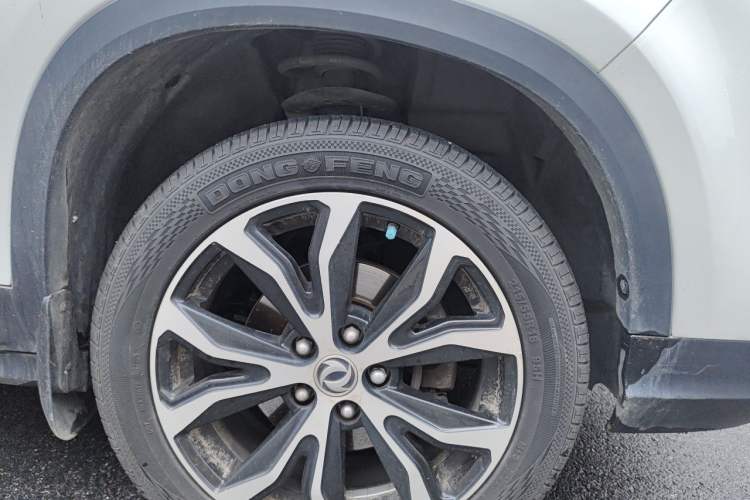 Used FORTHING Joyear X5 2017 Jingxiang Series 1.5T CVT Luxury Model Right Front Wheel Hub