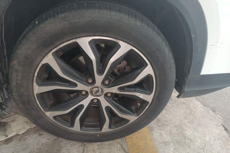 Used FORTHING Joyear X5 2017 Jingxiang Series 1.5T CVT Smart Connectivity Model Right Front Wheel Hub