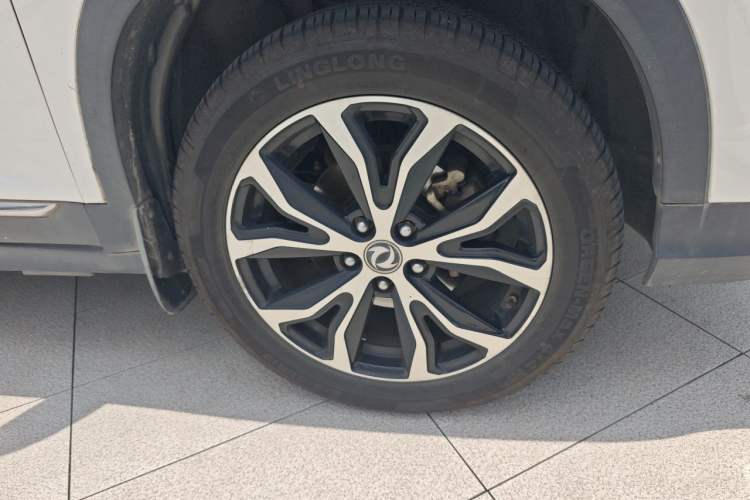 Used FORTHING Joyear X5 2017 Jingxiang Series 1.5T CVT Luxury Model Right Front Wheel Hub