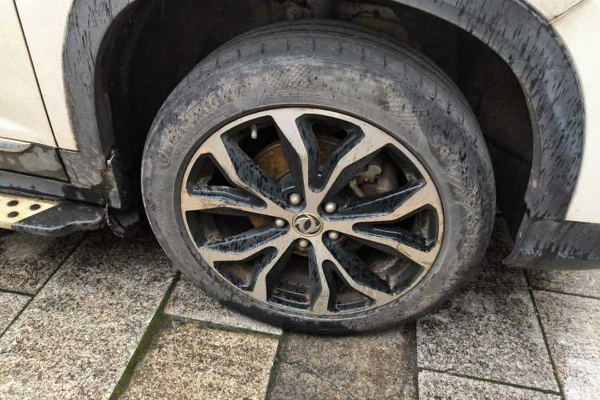 Used FORTHING Joyear X5 2017 Jingxiang Series 1.5T CVT Luxury Model Right Front Wheel Hub