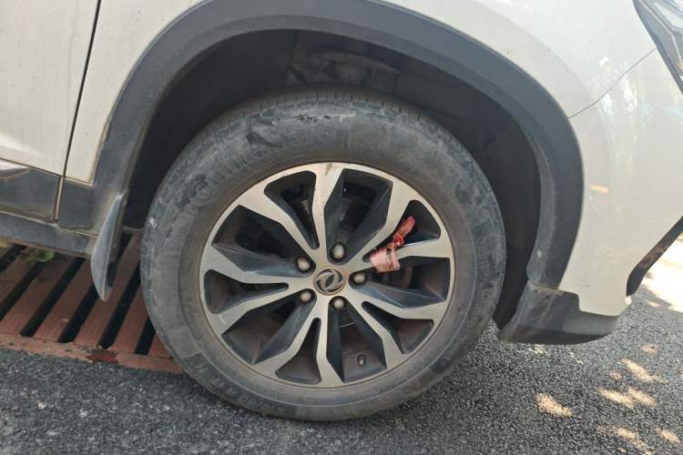 Used FORTHING Joyear X5 2017 1.6L Manual Luxury Model Right Front Wheel Hub