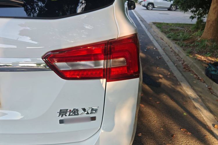 Used FORTHING Joyear X5 2017 Jingxiang Series 1.5T CVT Luxury Model Right Rear Taillight
