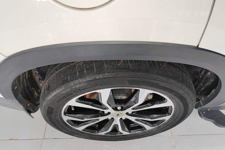 Used FORTHING Joyear X5 2017 Jingxiang Series 1.5T Manual Luxury Model Right Rear Wheel Hub