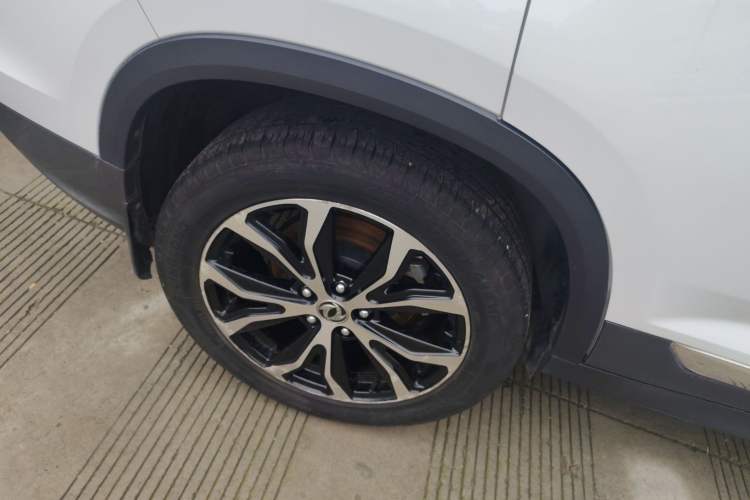 Used FORTHING Joyear X5 2017 Jingxiang Series 1.5T Manual Luxury Model Right Rear Wheel Hub
