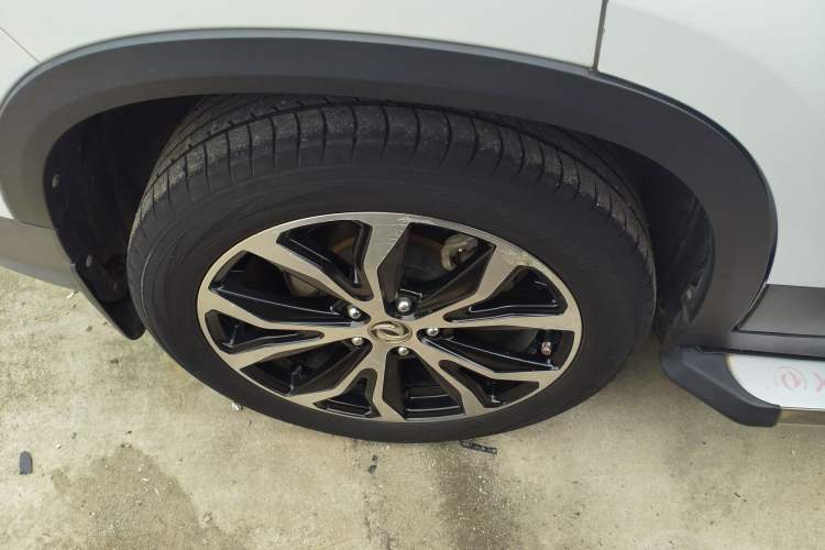 Used FORTHING Joyear X5 2017 Jingxiang Series 1.5T Manual Luxury Model Right Rear Wheel Hub