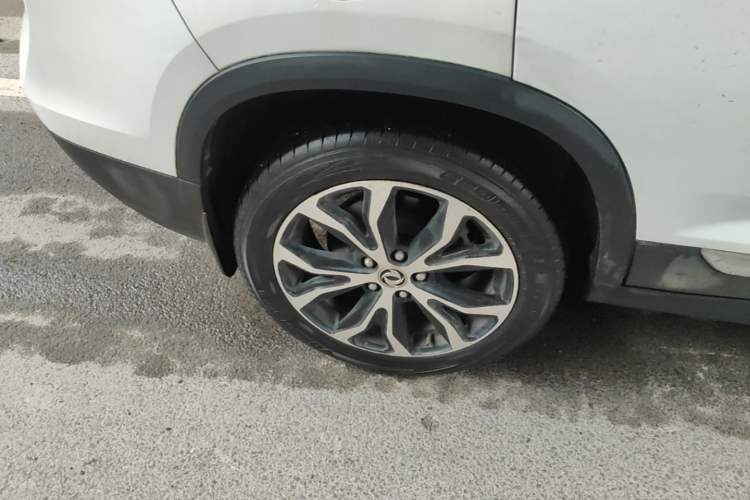 Used FORTHING Joyear X5 2017 Jingxiang Series 1.5T Manual Luxury Model Right Rear Wheel Hub