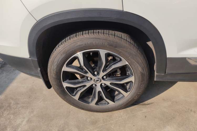Used FORTHING Joyear X5 2017 Jingxiang Series 1.5T CVT Luxury Model Right Rear Wheel Hub