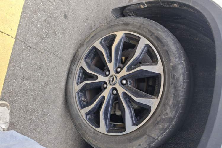 Used FORTHING Joyear X5 2017 Jingxiang Series 1.5T CVT Luxury Model Right Rear Wheel Hub