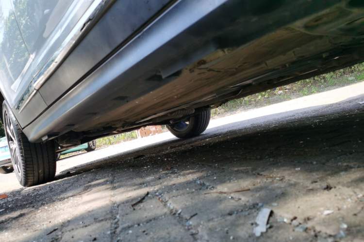 Used FORTHING Joyear X5 2017 Jingxiang Series 1.5T Manual Luxury Model Right Side Sill