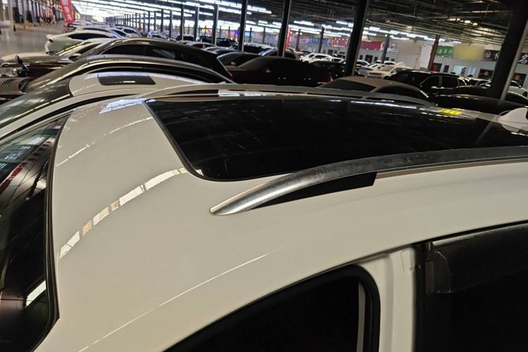 Used FORTHING Joyear X5 2017 Jingxiang Series 1.5T CVT Luxury Model Roof