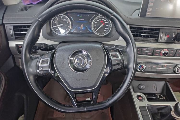 Used FORTHING Joyear X5 2017 Jingxiang Series 1.5T Manual Luxury Model Steering Wheel
