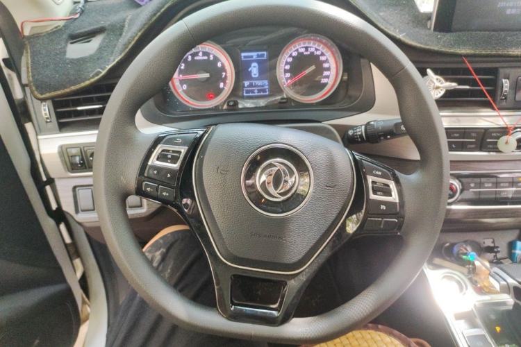 Used FORTHING Joyear X5 2017 Jingxiang Series 1.5T CVT Luxury Model Steering Wheel