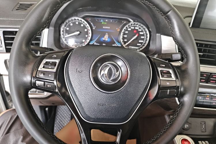 Used FORTHING Joyear X5 2017 Jingxiang Series 1.5T Manual Luxury Model Steering Wheel