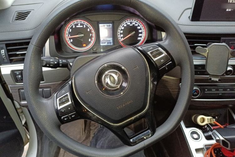 Used FORTHING Joyear X5 2017 Jingxiang Series 1.5T CVT Luxury Model Steering Wheel