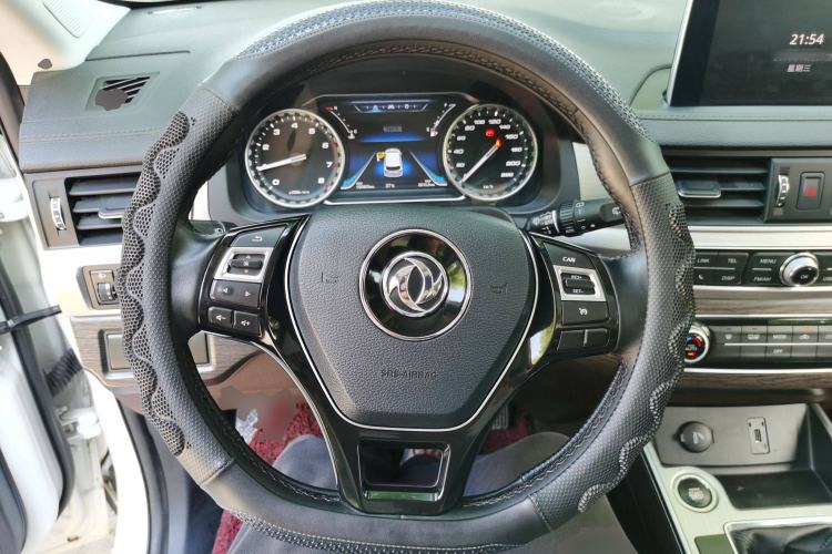 Used FORTHING Joyear X5 2017 Jingxiang Series 1.5T Manual Luxury Model Steering Wheel