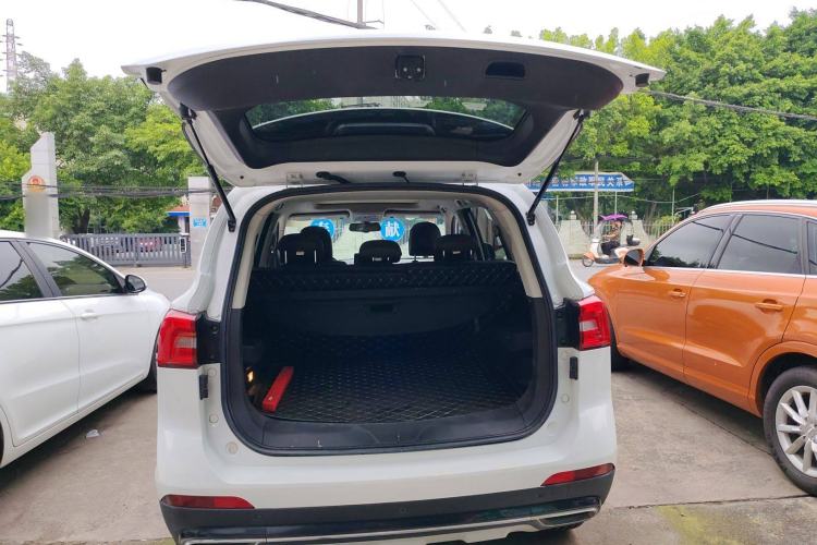 Used FORTHING Joyear X5 2017 Jingxiang Series 1.5T CVT Luxury Model Trunk