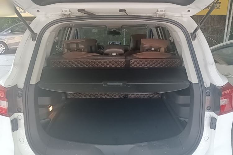 Used FORTHING Joyear X5 2017 Jingxiang Series 1.5T CVT Smart Connectivity Model Trunk