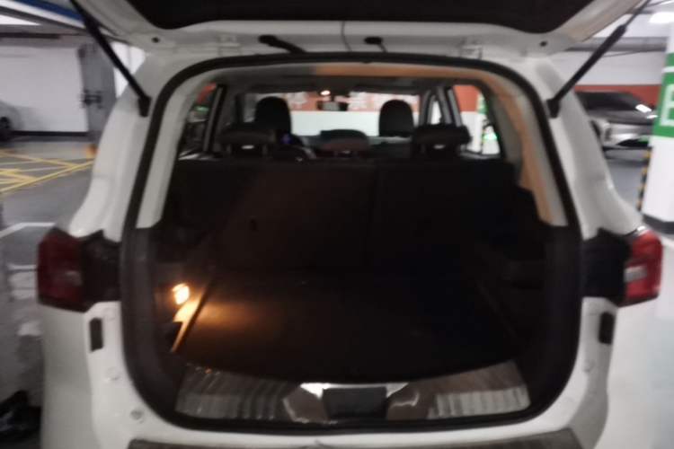 Used FORTHING Joyear X5 2017 Jingxiang Series 1.5T CVT Luxury Model Trunk