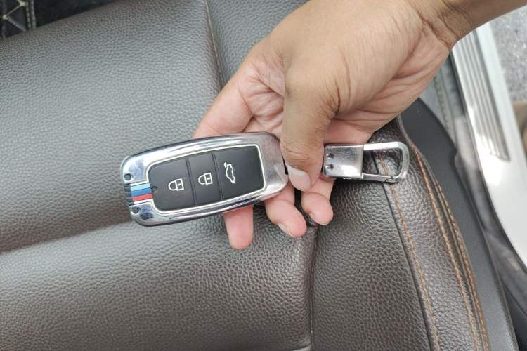 Used FORTHING Joyear X5 2017 Jingxiang Series 1.5T CVT Luxury Model Vehicle Key