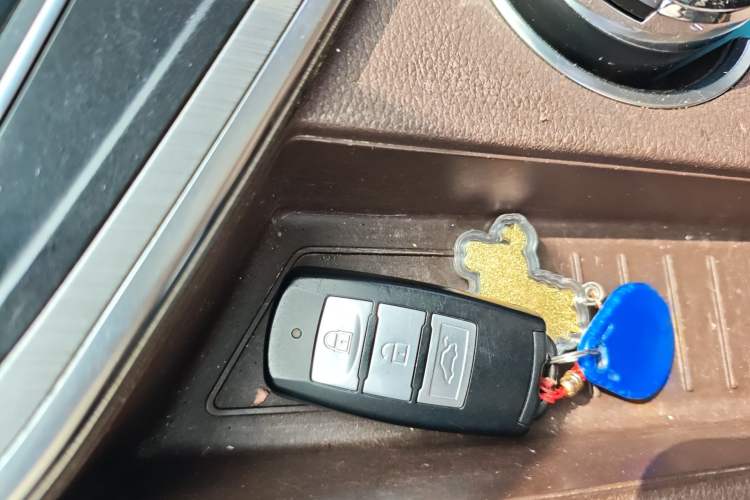 Used FORTHING Joyear X5 2017 Jingxiang Series 1.5T CVT Luxury Model Vehicle Key