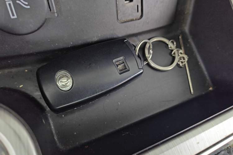 Used FORTHING Joyear X5 2017 Jingxiang Series 1.5T Manual Luxury Model Vehicle Key
