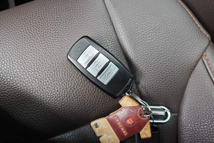 Used FORTHING Joyear X5 2017 Jingxiang Series 1.5T Manual Luxury Model Vehicle Key