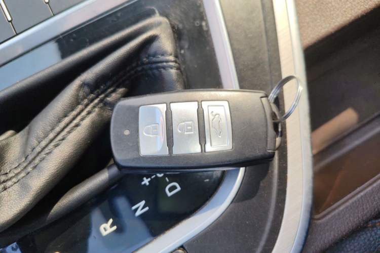 Used FORTHING Joyear X5 2017 Jingxiang Series 1.5T CVT Luxury Model Vehicle Key