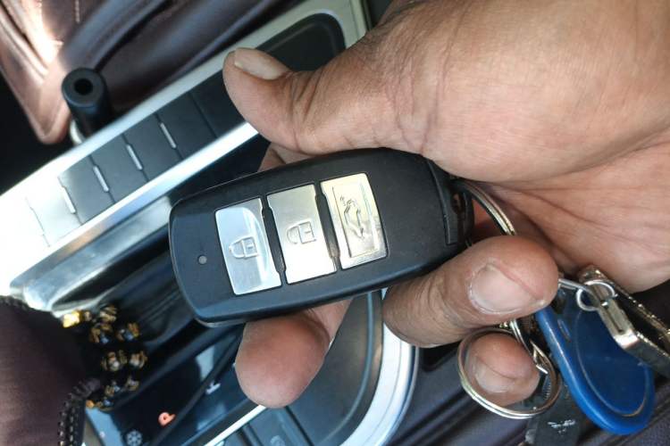 Used FORTHING Joyear X5 2017 Jingxiang Series 1.5T CVT Luxury Model Vehicle Key